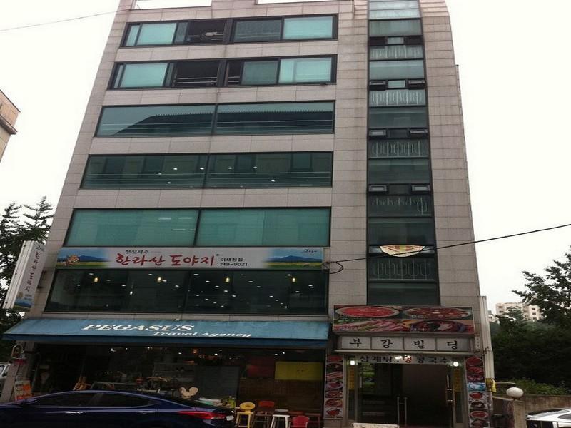Jin's Paradise Hotel
