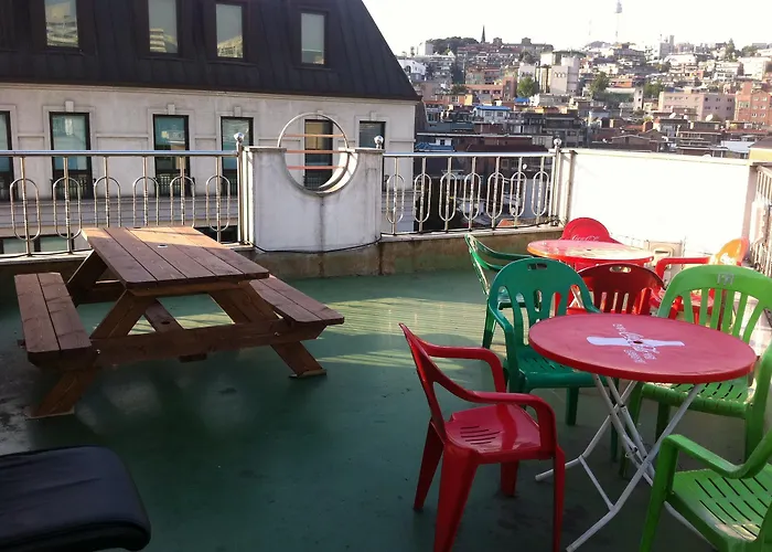 Jin\'S Paradise Hostel